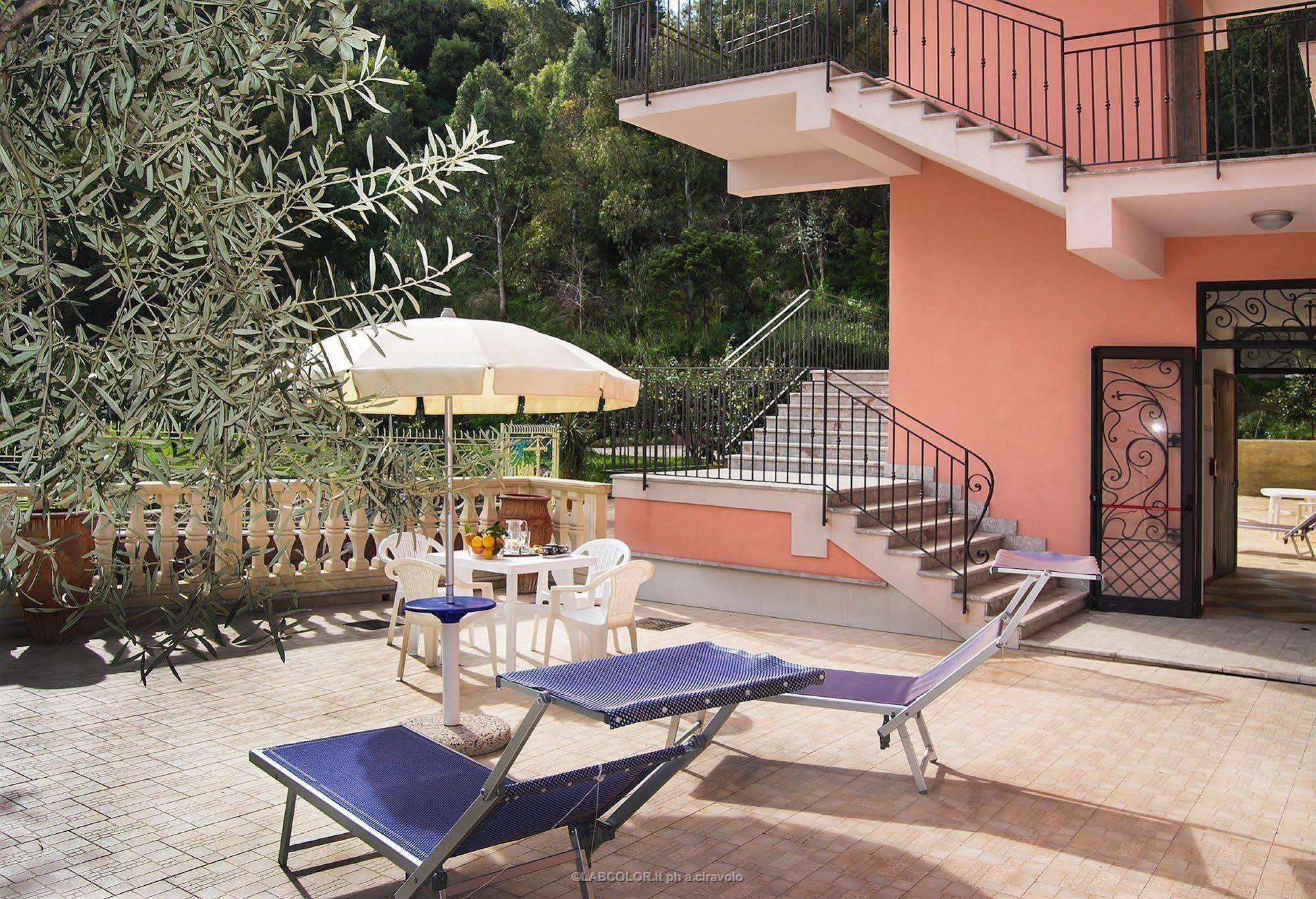 Residence Villa Mare Taormina Letojanni Kültér fotó